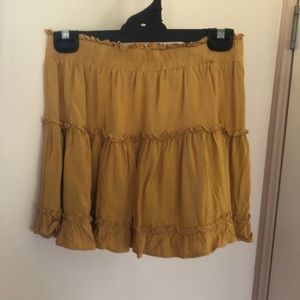 mustard yellow mini skirt
